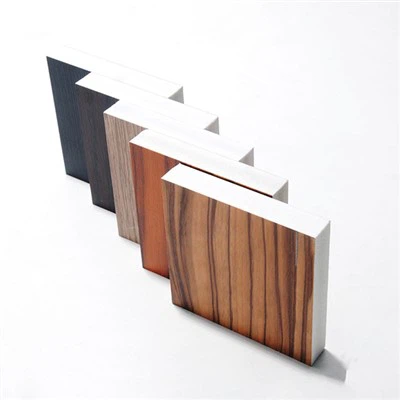 Boird Foam PVC Do Chomh-Aireachta